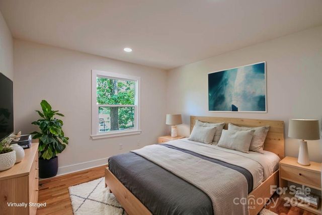 1513 Greenview Place, Charlotte, NC 28208