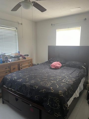 1220 N 71st Terrace, Hollywood, FL 33024
