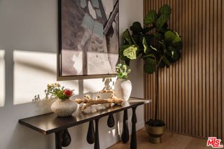 1666 Summitridge Drive, Beverly Hills, CA 90210