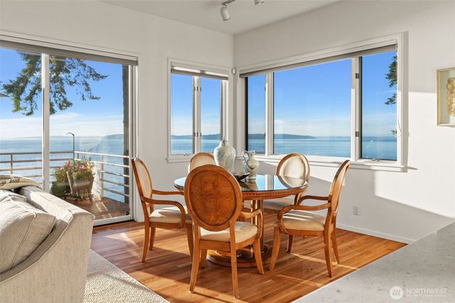 9233 Olympic View Drive, Edmonds, WA 98020
