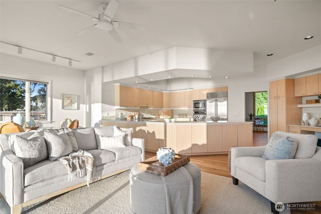 9233 Olympic View Drive, Edmonds, WA 98020