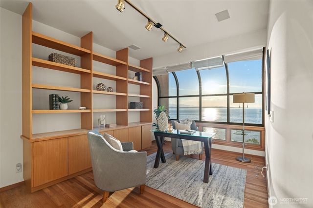 9233 Olympic View Drive, Edmonds, WA 98020