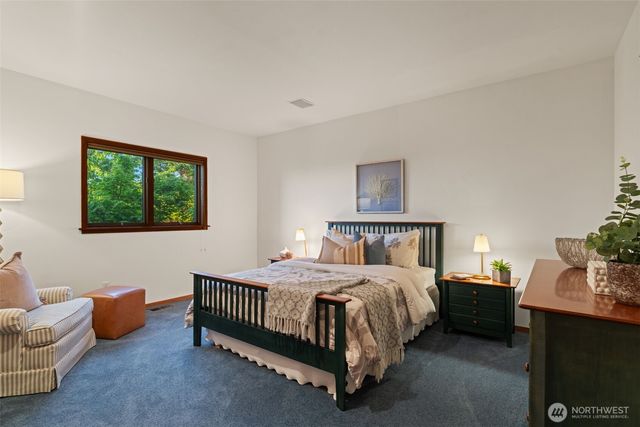 9233 Olympic View Drive, Edmonds, WA 98020