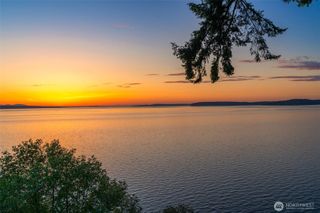 9233 Olympic View Drive, Edmonds, WA 98020
