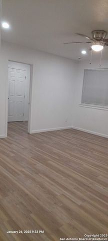 7626 Muleshoe, San Antonio, TX 78227