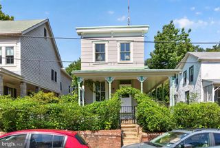 4430 GRANT RD NW, Washington, DC 20016