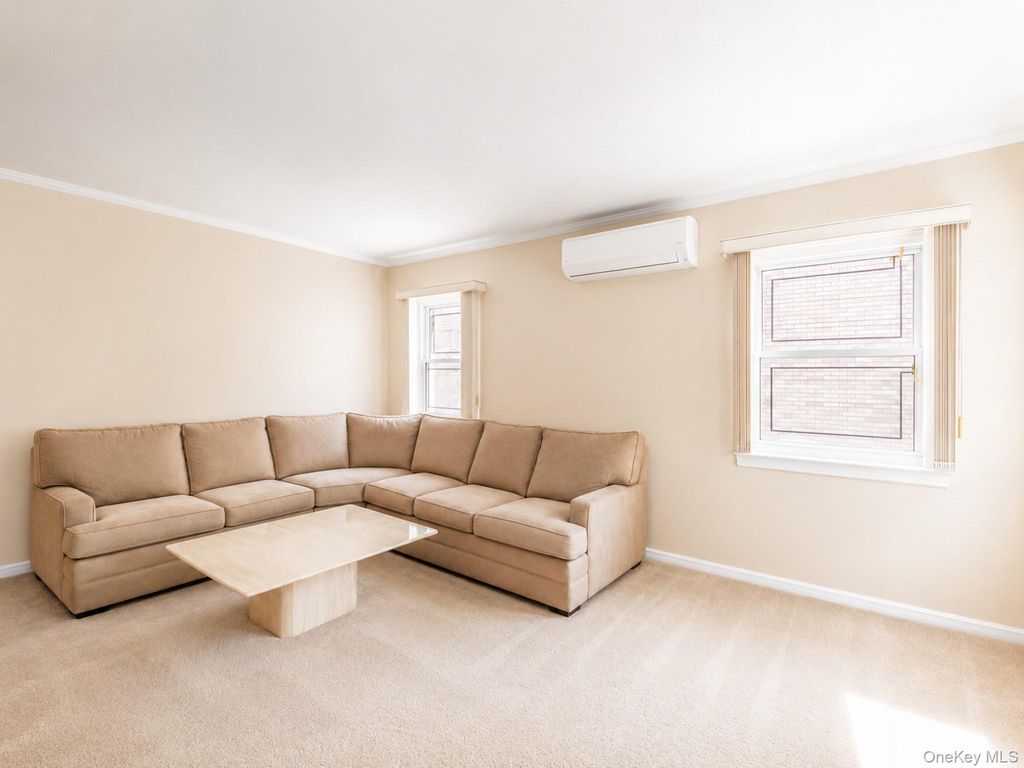 76-53 172nd Street, Fresh Meadows, NY 11366 — photo 5