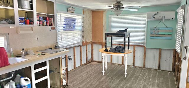 41 2ND STREET, Bradenton, FL 34210