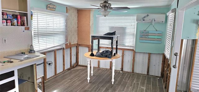 41 2ND STREET, Bradenton, FL 34210
