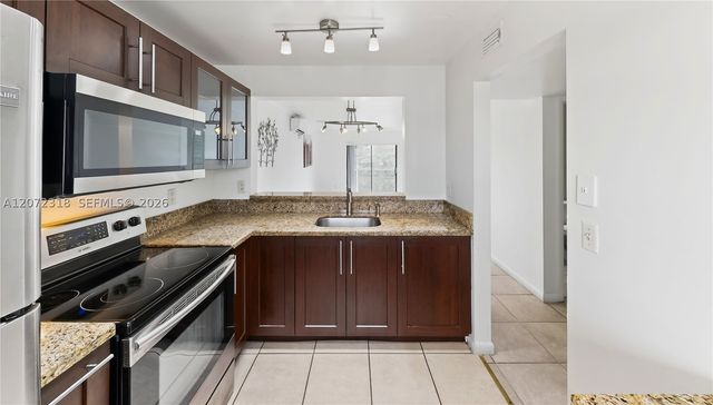 7670 SW 152nd Ave 206, Miami, FL 33193