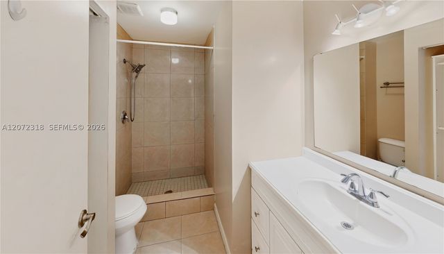 7670 SW 152nd Ave 206, Miami, FL 33193