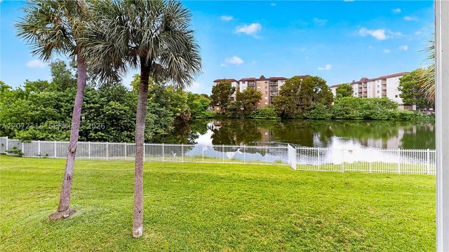 7670 SW 152nd Ave 206, Miami, FL 33193
