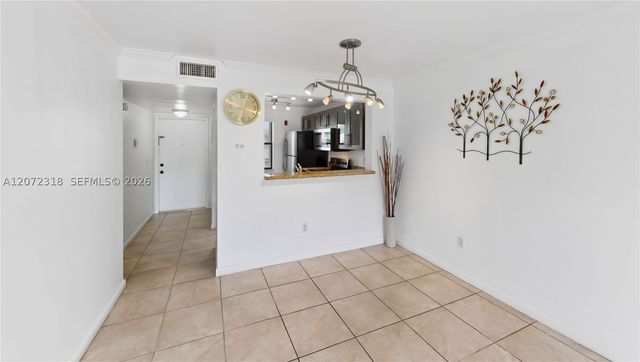 7670 SW 152nd Ave 206, Miami, FL 33193