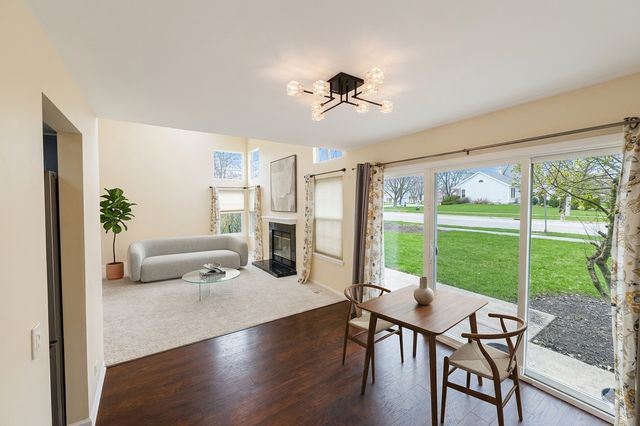 147 White Branch Court N, Schaumburg, IL 60194