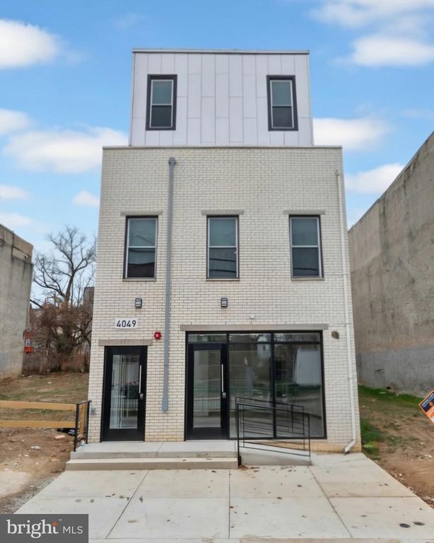 4049 W GIRARD AVE, PHILADELPHIA, PA 19104 — exterior