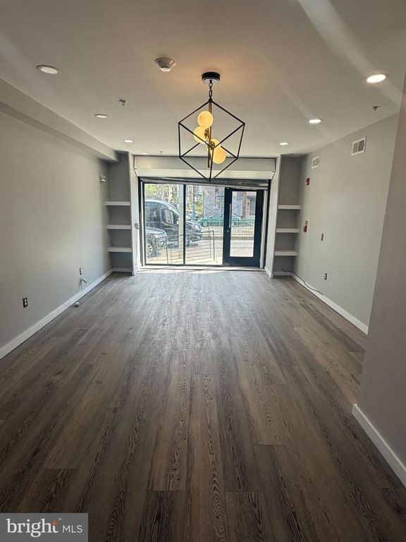 4049 W GIRARD AVE, PHILADELPHIA, PA 19104 — photo 5