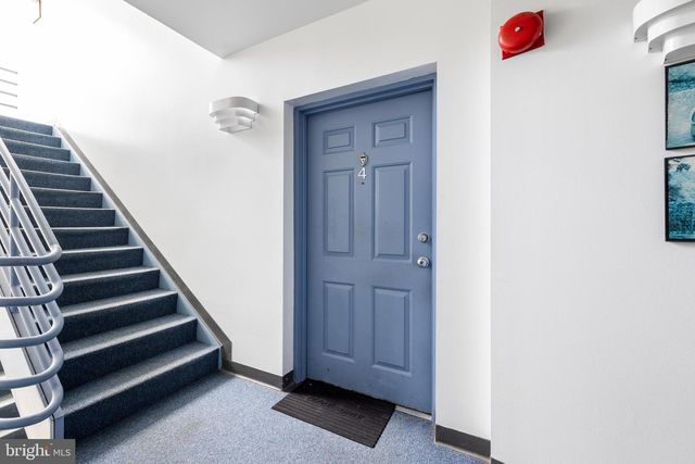 5213-UNIT LE PARC DR #4, Wilmington, DE 19809