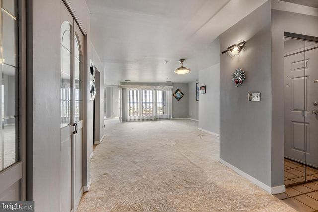 5213-UNIT LE PARC DR #4, Wilmington, DE 19809