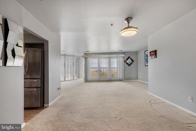 5213-UNIT LE PARC DR #4, Wilmington, DE 19809