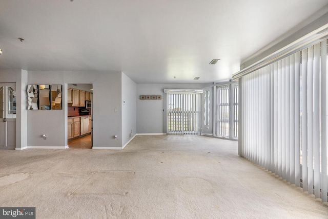 5213-UNIT LE PARC DR #4, Wilmington, DE 19809