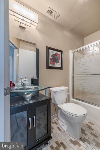 5213-UNIT LE PARC DR #4, Wilmington, DE 19809