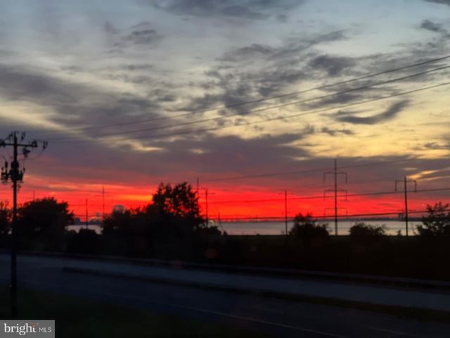 5213-UNIT LE PARC DR #4, Wilmington, DE 19809