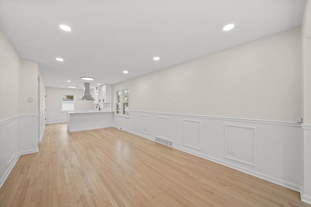 9728 S Greenwood Avenue, Chicago, IL 60628