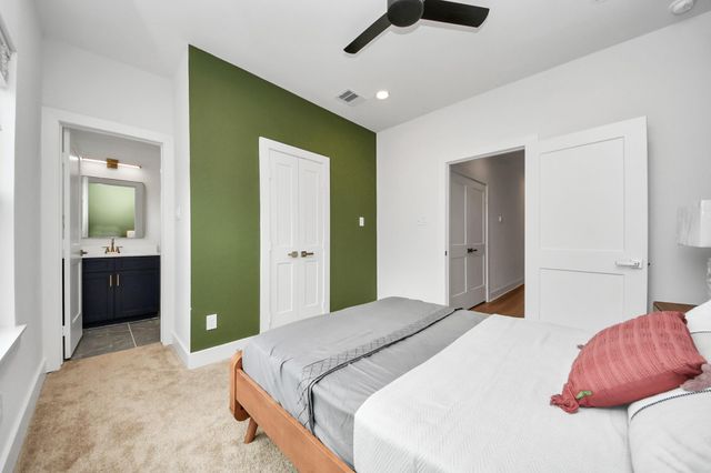 2426 Ella Boulevard, Houston, TX 77008