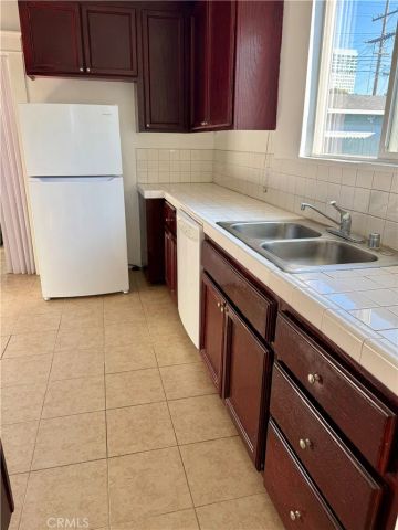 411 Myrtle, Glendale, CA 91203