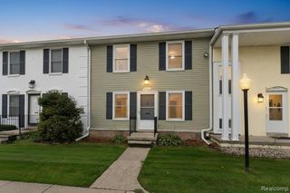 37011 Brynford Drive, Clinton Township, MI 48036