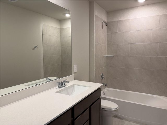 1723 San Jacinto, Brenham, TX 77833
