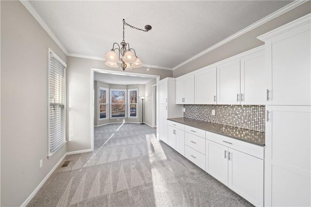 14726 MACKEY Street, Overland Park, KS 66223