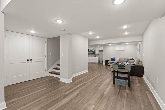 14726 MACKEY Street, Overland Park, KS 66223