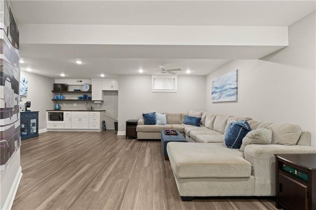 14726 MACKEY Street, Overland Park, KS 66223