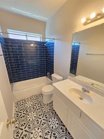 7509 Lazy Creek DR, Austin, TX 78724