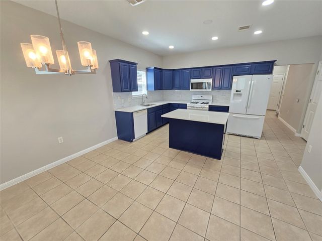 7509 Lazy Creek DR, Austin, TX 78724
