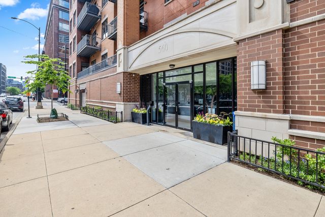 560 W Fulton Street 403, Chicago, IL 60661