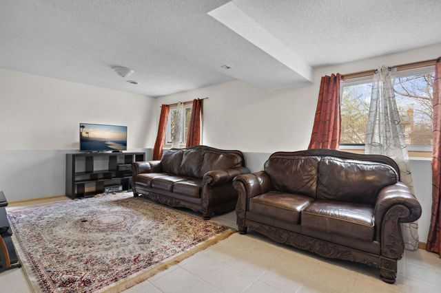 4421 Cinnamon Ridge Circle, Eagan, MN 55122