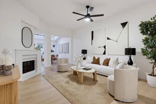 1465 Caminito Solidago, La Jolla, CA 92037