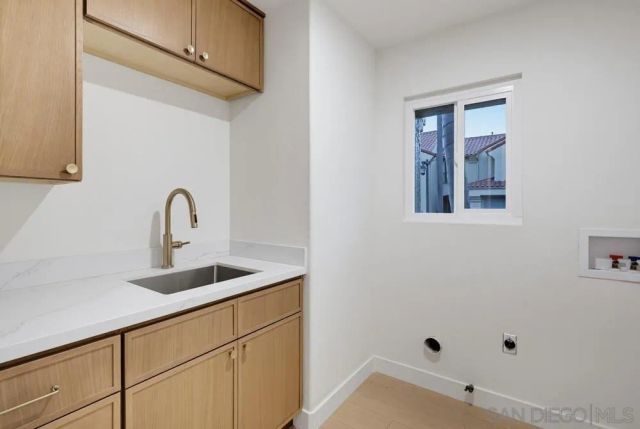 1465 Caminito Solidago, La Jolla, CA 92037