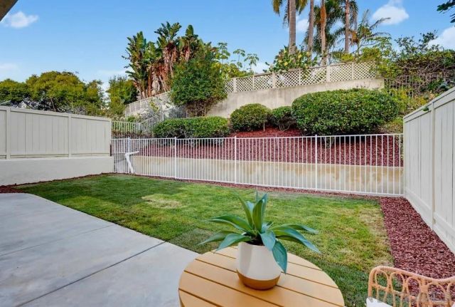 1465 Caminito Solidago, La Jolla, CA 92037