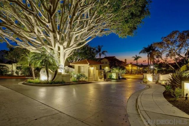 1465 Caminito Solidago, La Jolla, CA 92037