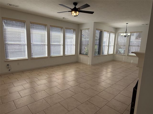 2830 Burgess Hill Court, Pearland, TX 77584