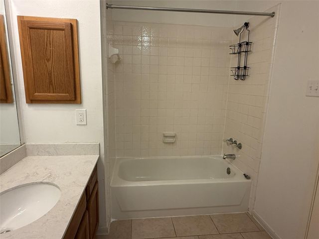 2830 Burgess Hill Court, Pearland, TX 77584