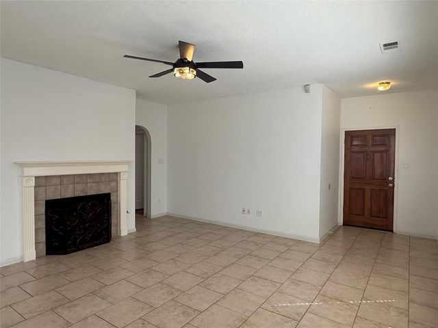 2830 Burgess Hill Court, Pearland, TX 77584