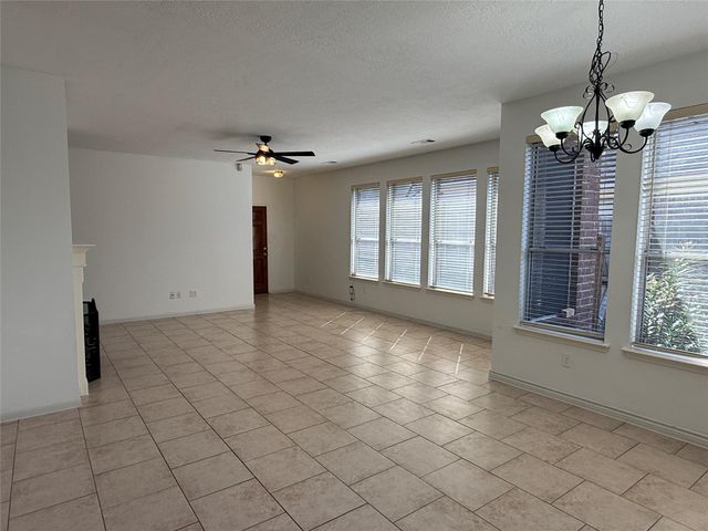 2830 Burgess Hill Court, Pearland, TX 77584