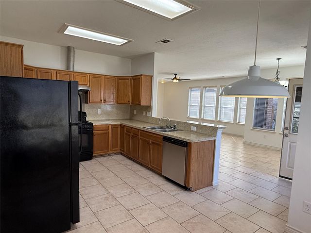 2830 Burgess Hill Court, Pearland, TX 77584