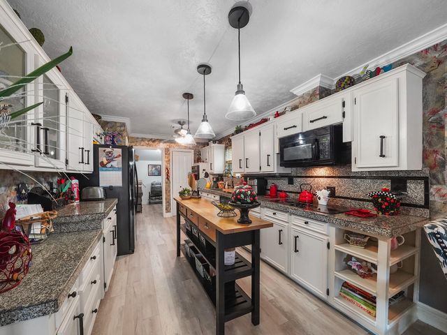 14014 Locke Lane, Houston, TX 77077