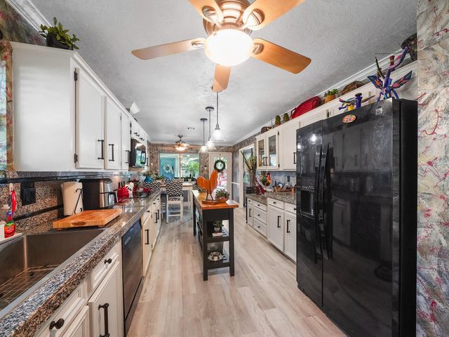 14014 Locke Lane, Houston, TX 77077