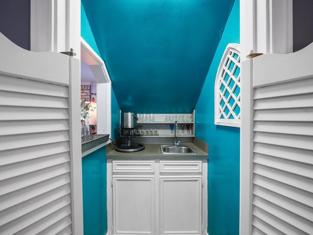 14014 Locke Lane, Houston, TX 77077